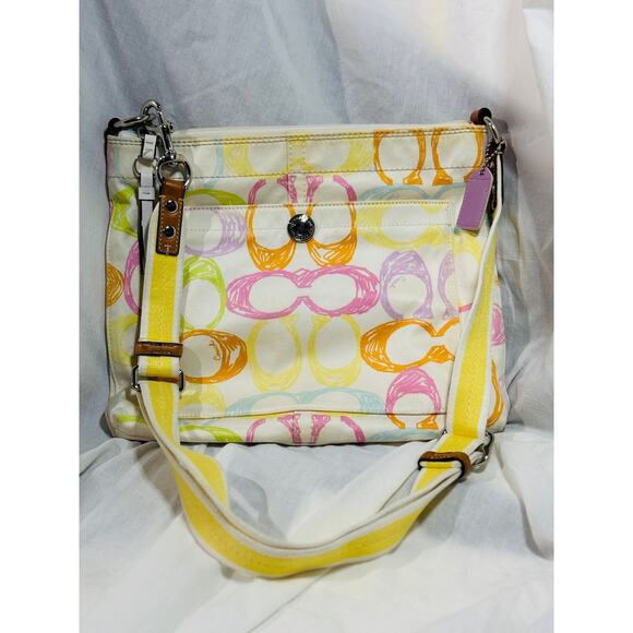 A225 Coach Scribble medium Crossbody - Picture 1 of 7